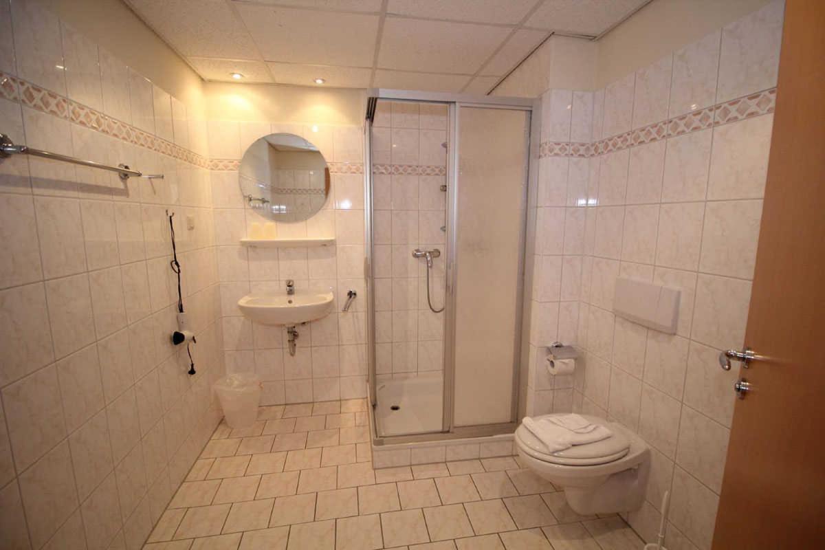 Villa Seeblick - Ferienwohnung 409 Сасниц Екстериор снимка