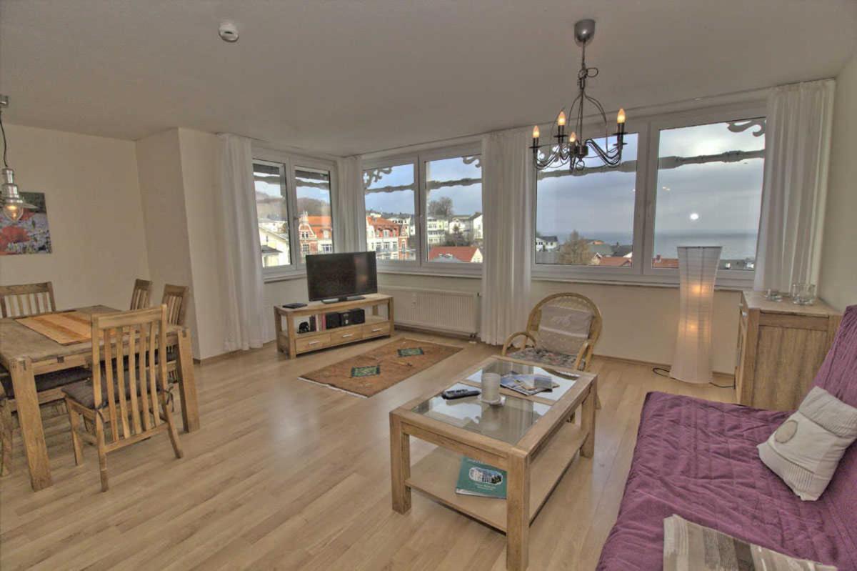 Villa Seeblick - Ferienwohnung 409 Сасниц Екстериор снимка